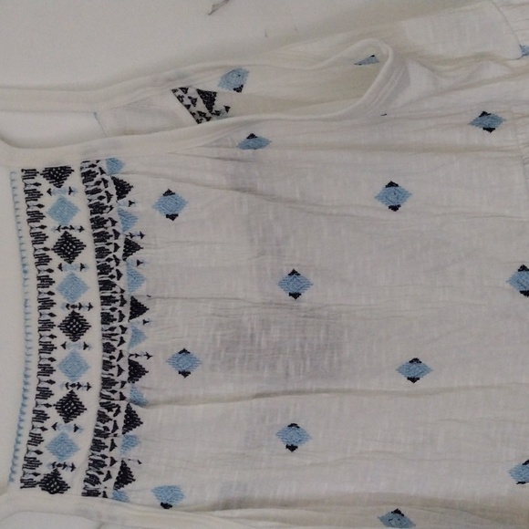 Torrid babydoll top size 2 color white - Picture 4 of 6